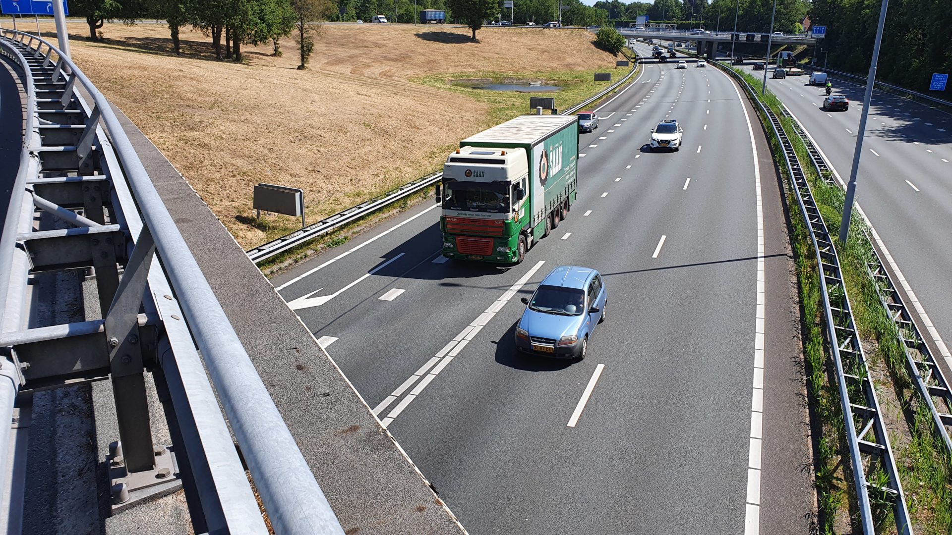 Internationaal chauffeur onderweg