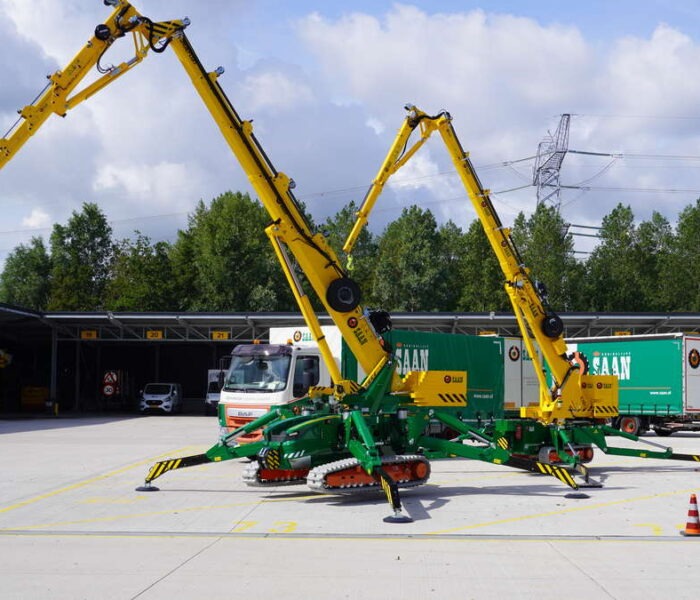 Hoeflon C10 minikraan
