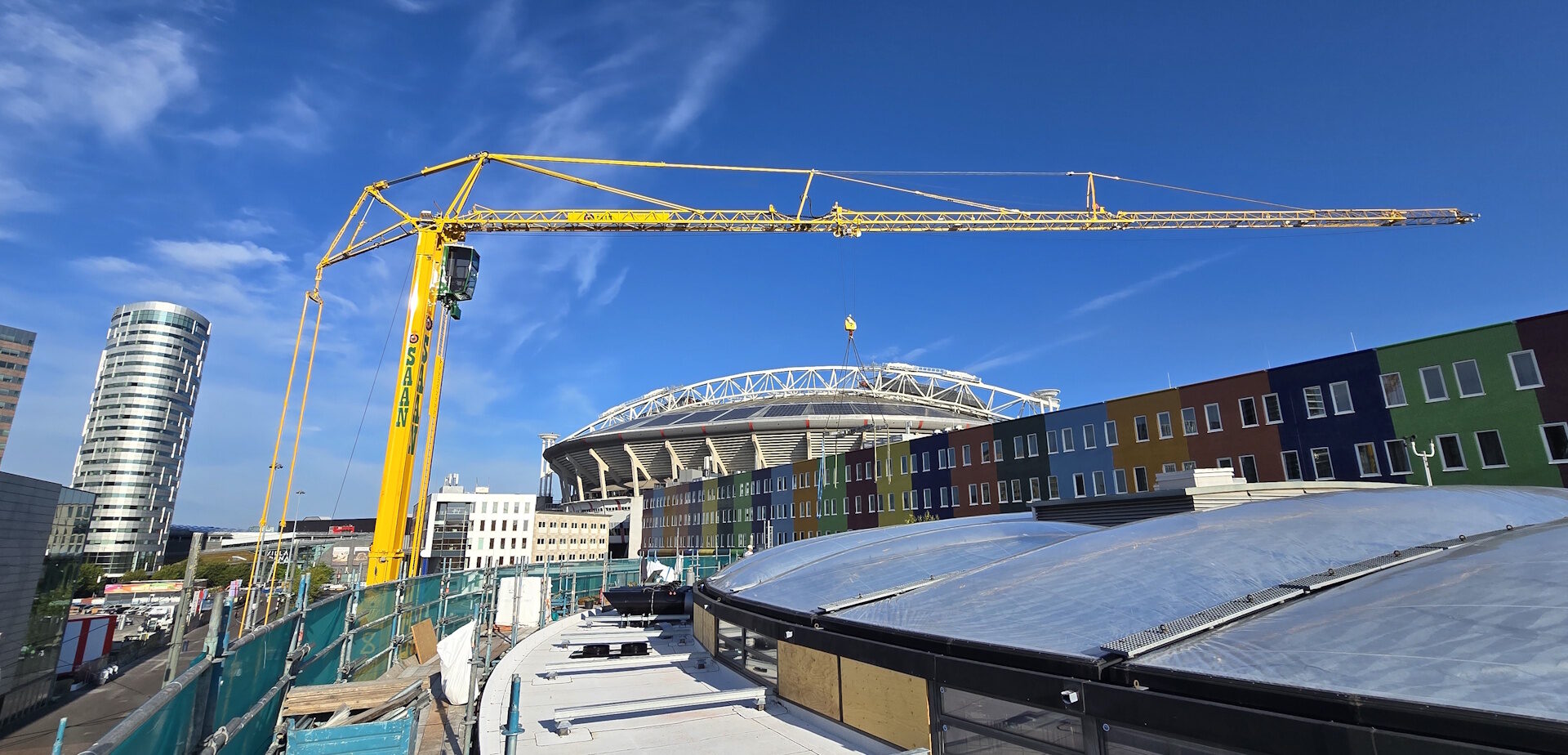 torenkraan boven Arena